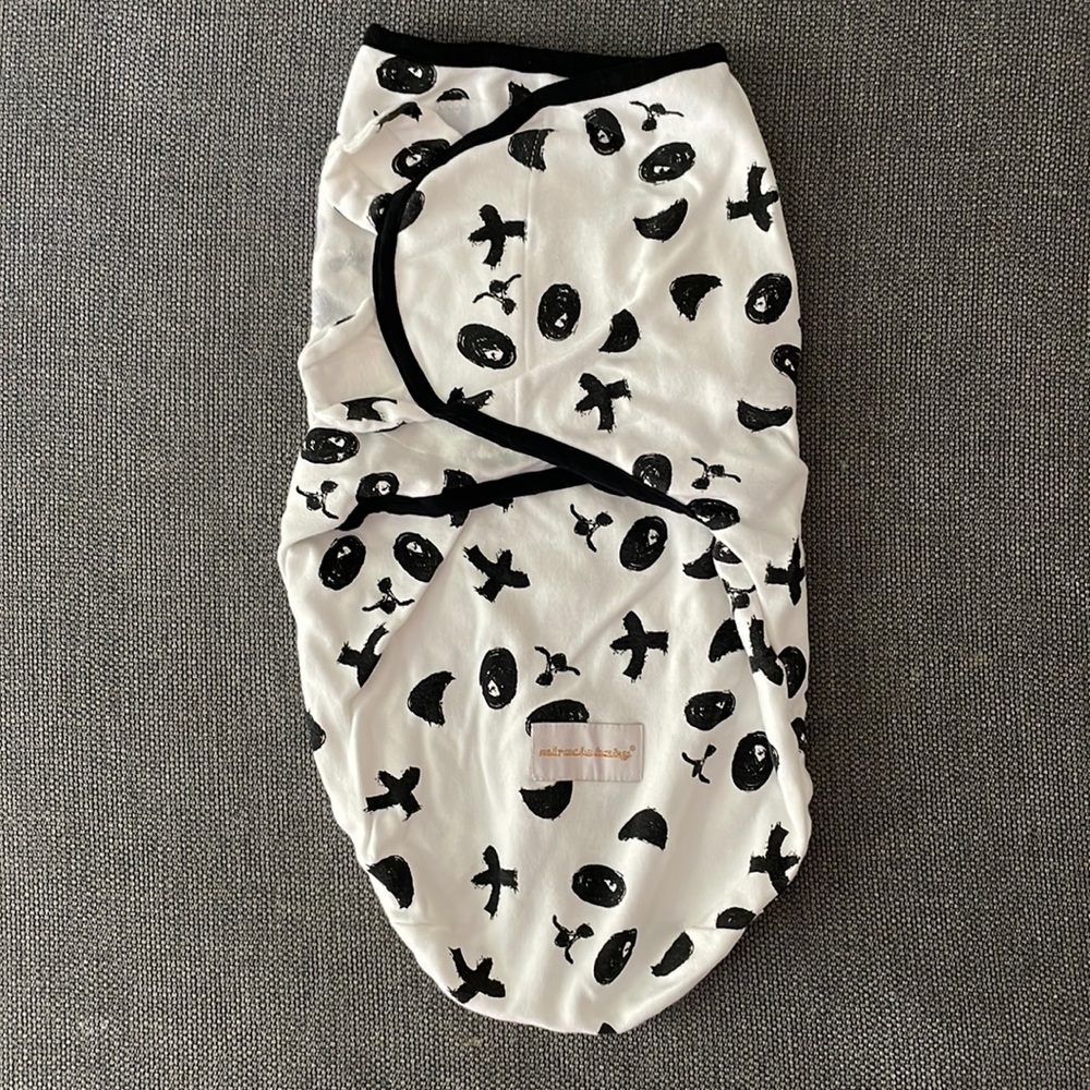 Miracle Baby Swaddle. Like new, washed once but never used.